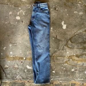 Hollister  Straight Blue Jeans